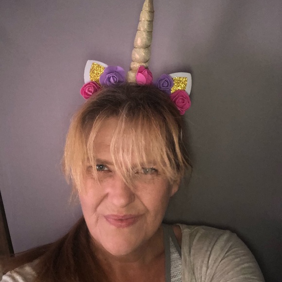 Meet your Posher, Josephine - Picture 2 of 8